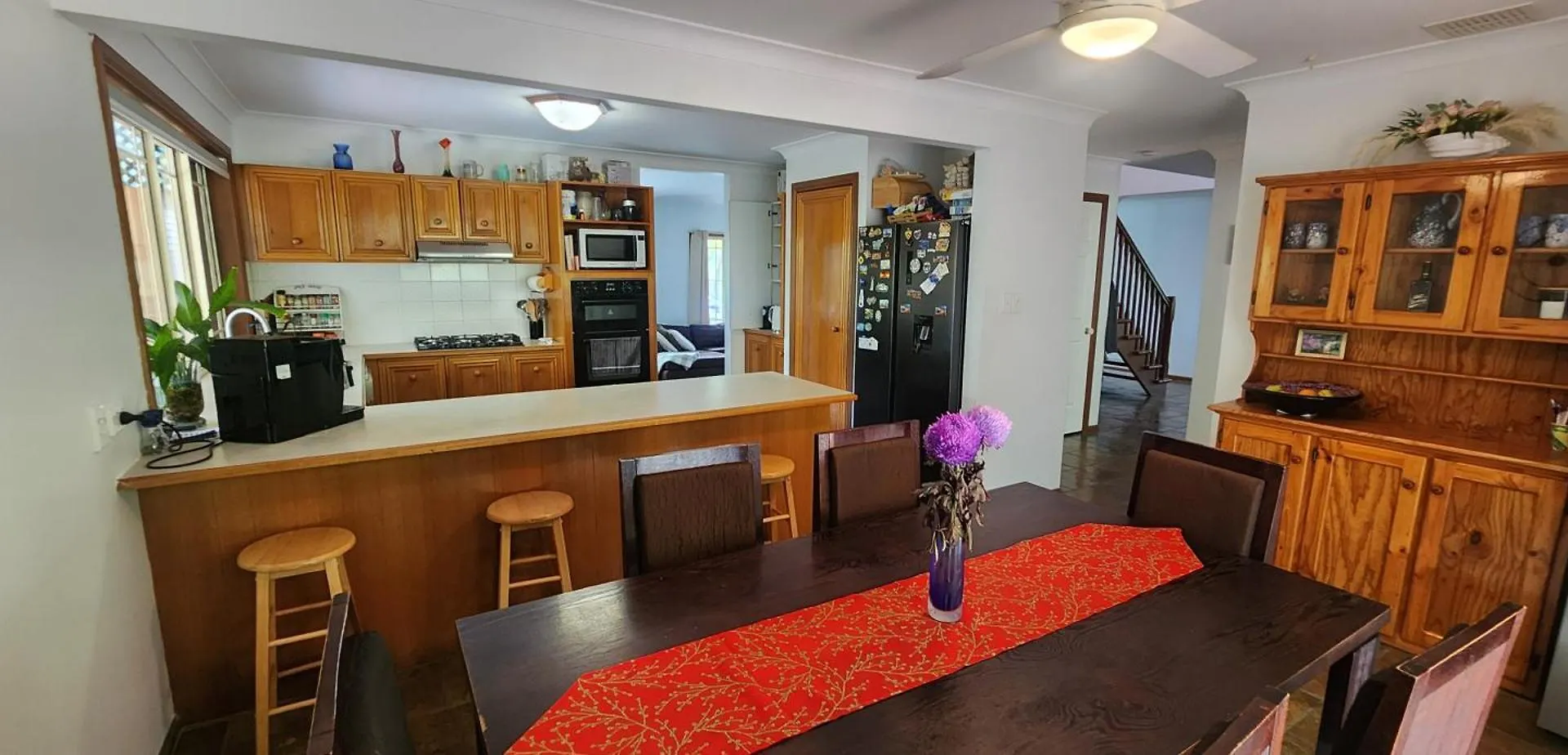 Homestay On The Hill - Close To Theme Parks Gold Coast Australia